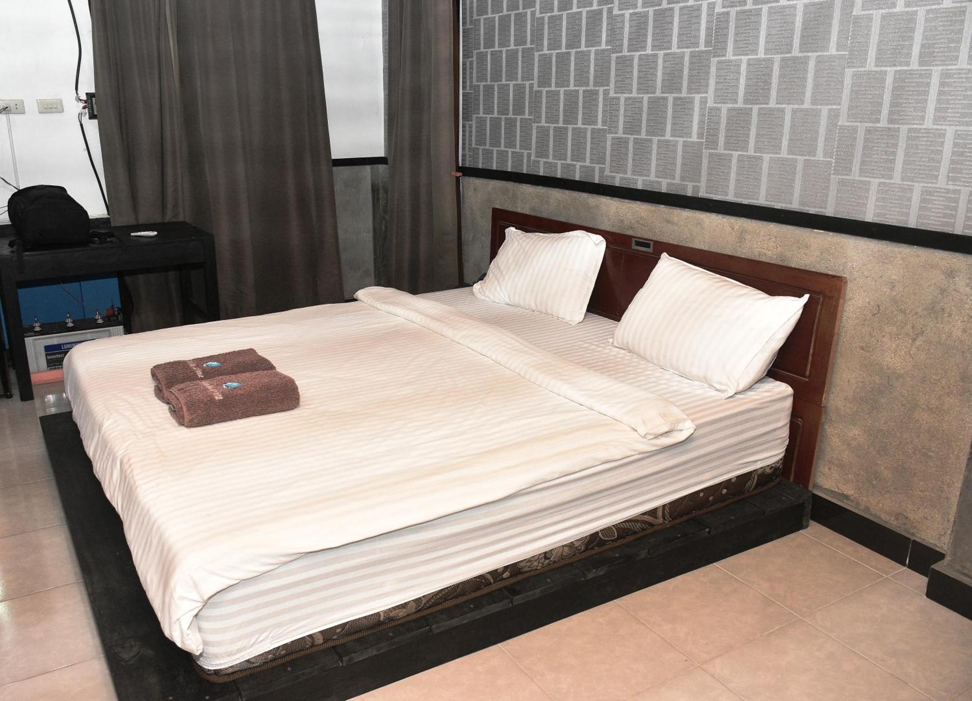 Oseda Nias Surf House Hotel Hilibotodane Ngoại thất bức ảnh