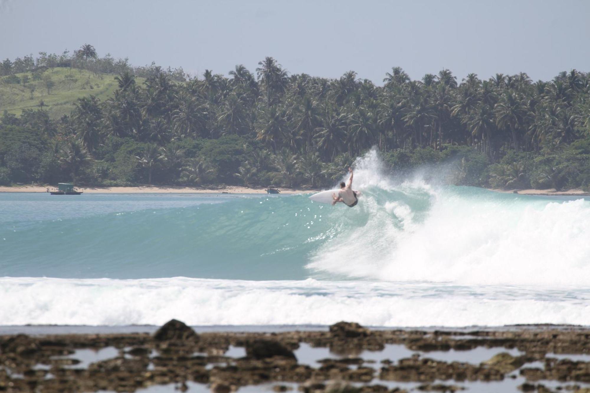 Oseda Nias Surf House Hotel Hilibotodane Ngoại thất bức ảnh