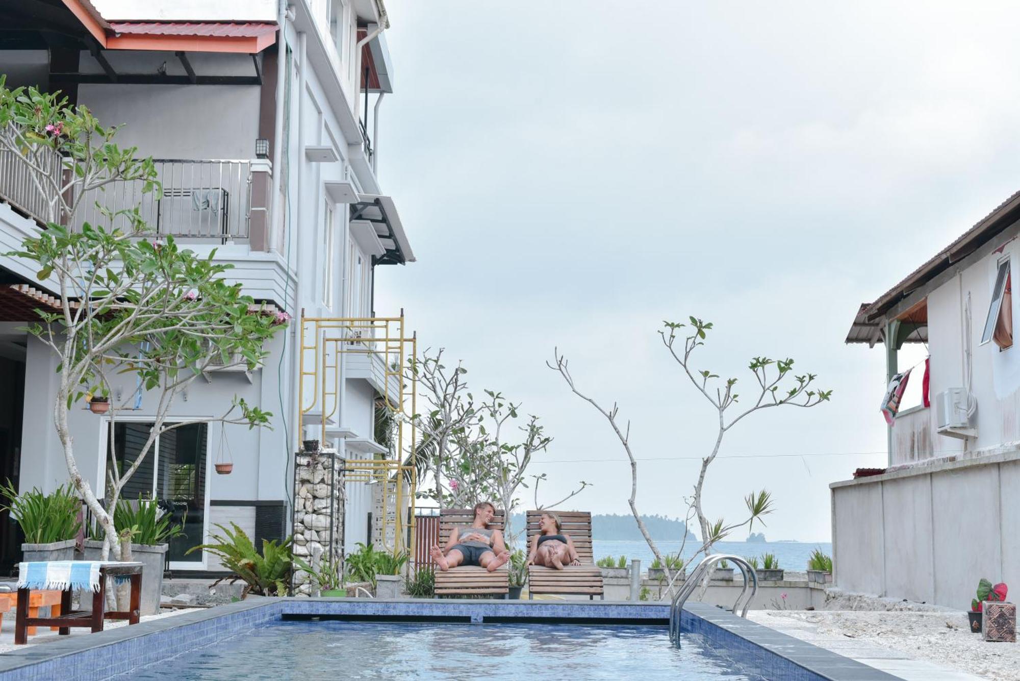 Oseda Nias Surf House Hotel Hilibotodane Ngoại thất bức ảnh