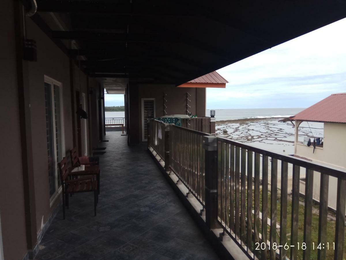 Oseda Nias Surf House Hotel Hilibotodane Ngoại thất bức ảnh